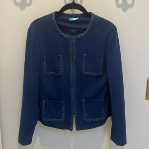Classic J. McLaughlin blue lined lady blazer